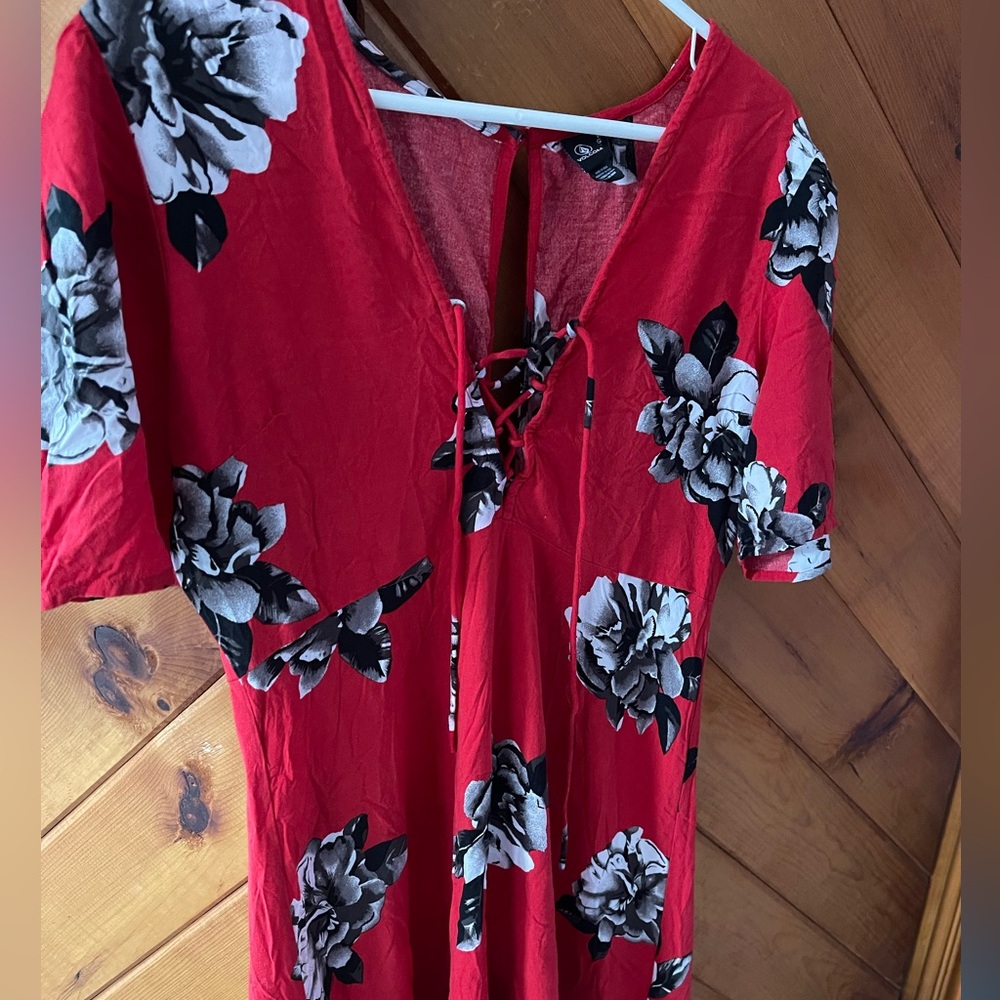Volcom  mini dress very flowy